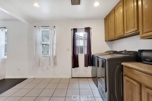 Detail Gallery Image 16 of 35 For 14962 Genoa, Sylmar,  CA 91342 - 4 Beds | 2 Baths