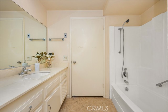 Detail Gallery Image 31 of 57 For 2286 via Puerta a,  Laguna Woods,  CA 92637 - 2 Beds | 2 Baths