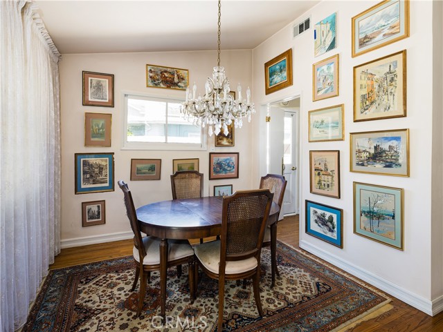 5202 Scott Street, Torrance CA: https://media.crmls.org/medias/1978be65-1d1a-4c29-84f4-b9976187b5b2.jpg