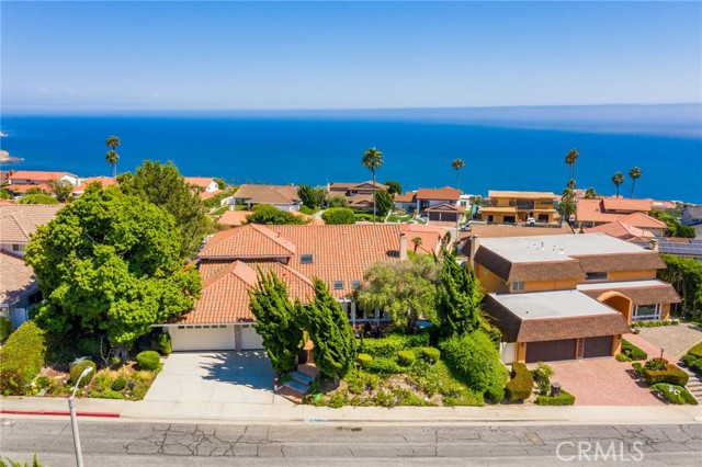 6890 Vallon Drive, Rancho Palos Verdes, California 90275, 4 Bedrooms Bedrooms, ,3 BathroomsBathrooms,Residential,Sold,Vallon,PV24153526