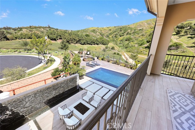 Detail Gallery Image 31 of 62 For 107 Clear Falls, Irvine,  CA 92602 - 5 Beds | 5/1 Baths