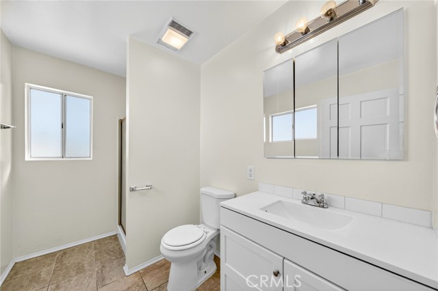 Detail Gallery Image 32 of 38 For 7046 Murietta, Van Nuys,  CA 91405 - 4 Beds | 2 Baths