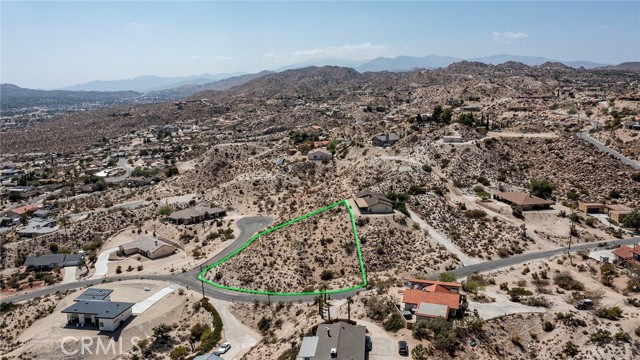 Detail Gallery Image 6 of 13 For 999 Mandarin Rd, Yucca Valley,  CA 92284 - – Beds | – Baths