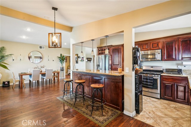 9642 Aero Drive, Pico Rivera CA: https://media.crmls.org/medias/197a44e3-13e0-4b9e-8baa-e5fc0a422bdc.jpg