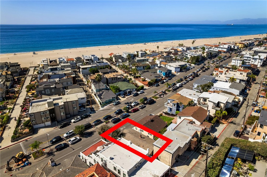 1920 Hermosa Avenue — image 1