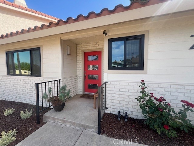 Detail Gallery Image 2 of 37 For 29721 Sloop Dr, Canyon Lake,  CA 92587 - 3 Beds | 2 Baths