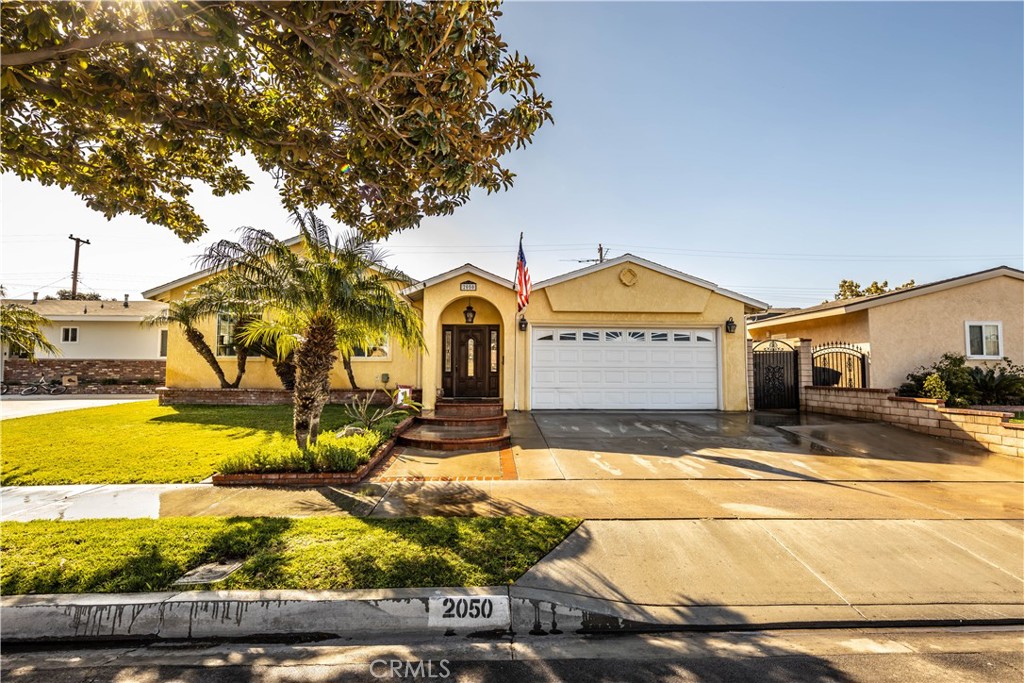 2050 W Willow Avenue, Anaheim, CA 92804