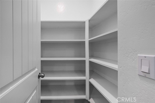 Detail Gallery Image 25 of 38 For 2027 W Babcock, Visalia,  CA 93291 - 4 Beds | 2/1 Baths