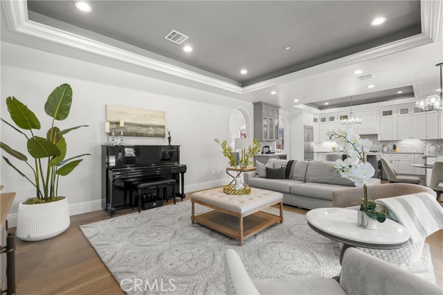 Image 19 of 47 For 6247 Ivar  