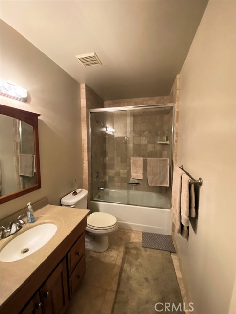 Upstairs bathroom