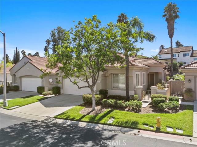 23727 Corte Andar, Temecula CA: https://media.crmls.org/medias/197df6f7-ec28-4d55-9e41-b8ad4a80776f.jpg