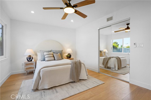 270 Fairfax Avenue, Ventura CA: https://media.crmls.org/medias/197e8b29-54f8-4862-95d4-4a219ab803a7.jpg