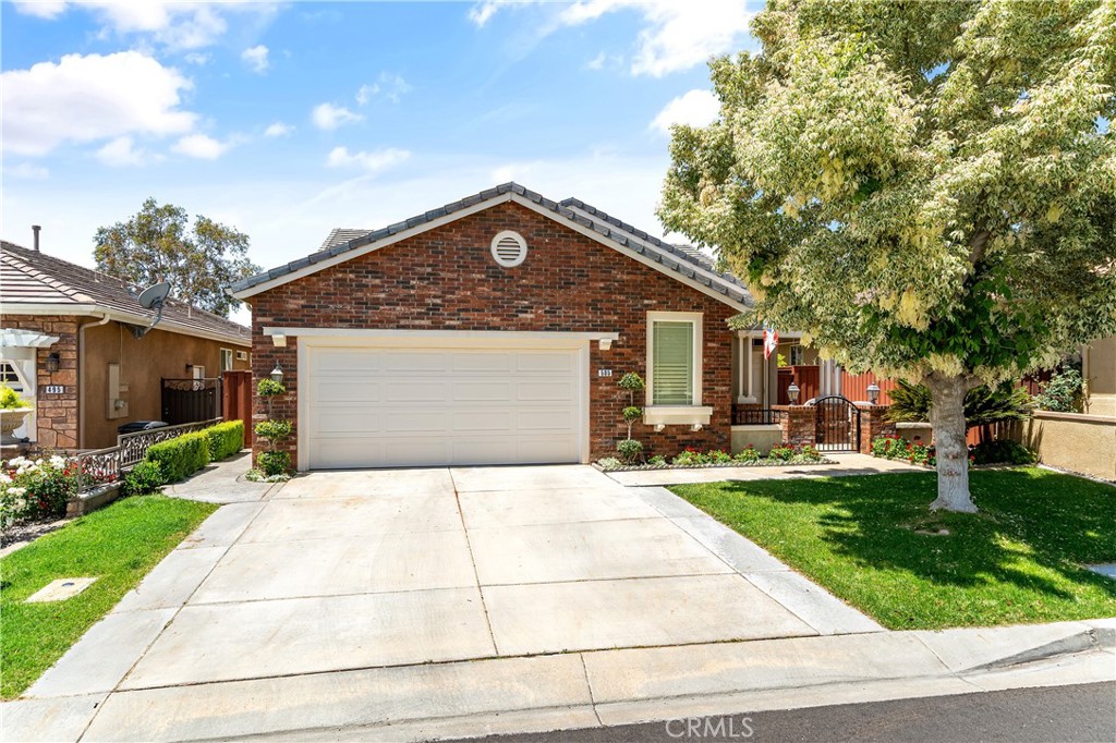 505 Vardon Circle