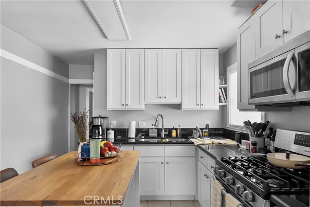 Back unit kitchen