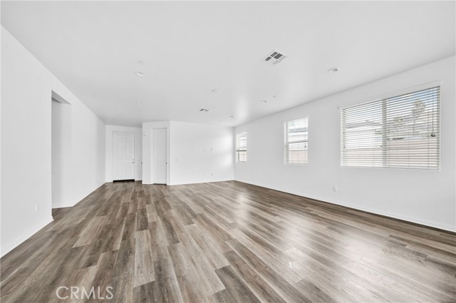 Detail Gallery Image 19 of 39 For 3476 Smith St, Jurupa Valley,  CA 92509 - 4 Beds | 2 Baths