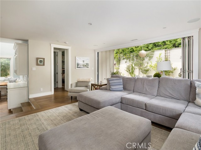 801 18th Street, Manhattan Beach, California 90266, 4 Bedrooms Bedrooms, ,4 BathroomsBathrooms,Residential,Sold,18th,SB24108757
