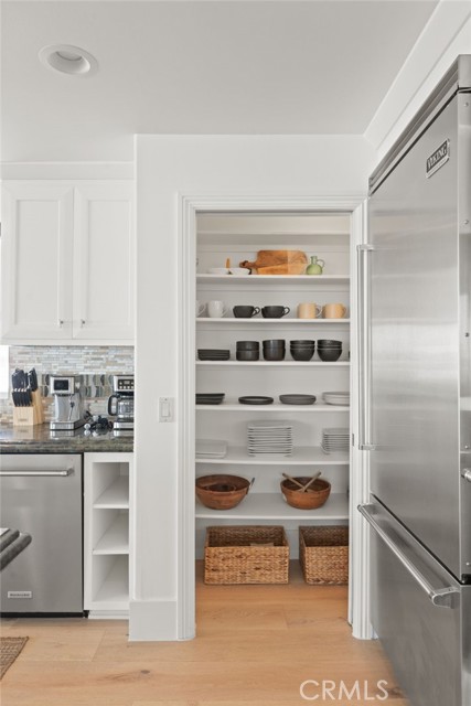 Detail Gallery Image 22 of 67 For 516 S S the Strand, Oceanside,  CA 92054 - 8 Beds | 9 Baths