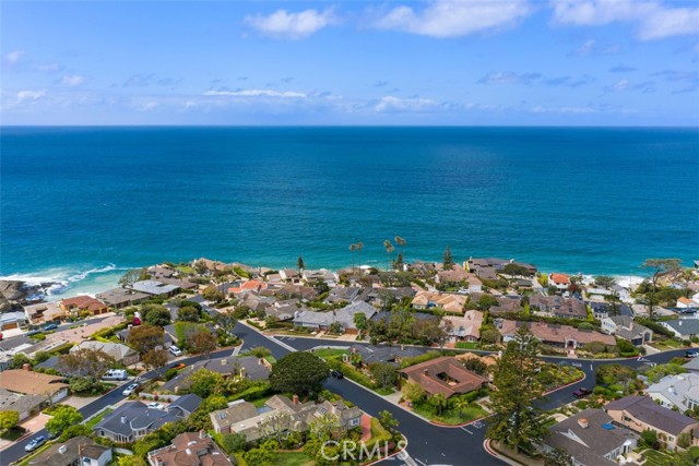 2 N Alta Mira Road, Laguna Beach, California 92651, 3 Bedrooms Bedrooms, ,2 BathroomsBathrooms,Residential Lease,For Rent,2 N Alta Mira Road,CRLG24001683