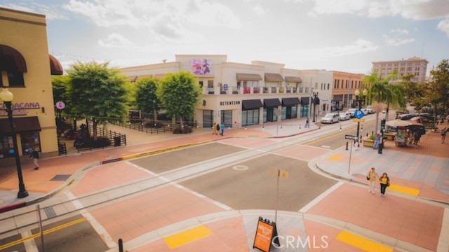 Detail Gallery Image 9 of 9 For 450 E 4th St #416,  Santa Ana,  CA 92701 - 2 Beds | 2 Baths