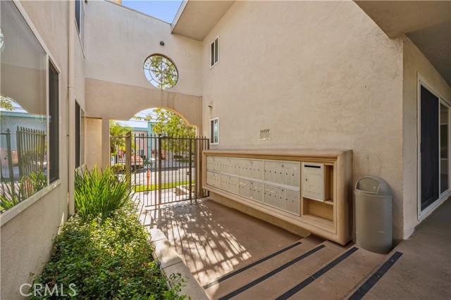 Detail Gallery Image 4 of 17 For 20917 Amie Ave #34,  Torrance,  CA 90503 - 1 Beds | 1 Baths
