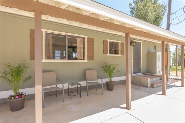Detail Gallery Image 5 of 39 For 33845 Daily Rd, Menifee,  CA 92584 - 3 Beds | 2 Baths