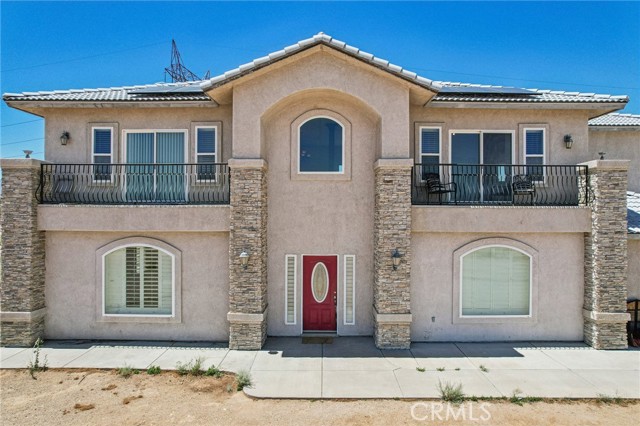 8294 Aster Road, Oak Hills CA: https://media.crmls.org/medias/19857018-7873-41f8-a639-e7d81e09cb7e.jpg