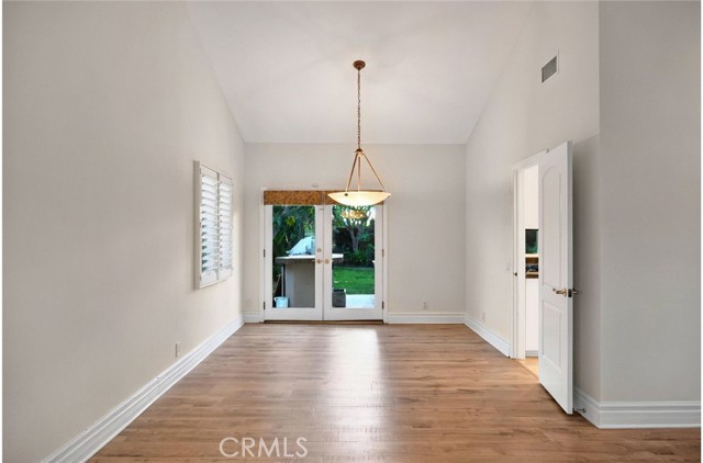 1529 Keel Drive, Corona del Mar CA: https://media.crmls.org/medias/1985fd97-5cb5-4580-b584-12e1986c7c12.jpg
