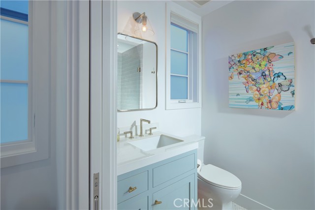 Detail Gallery Image 14 of 30 For 418 Larkspur, Corona Del Mar,  CA 92625 - 4 Beds | 4 Baths