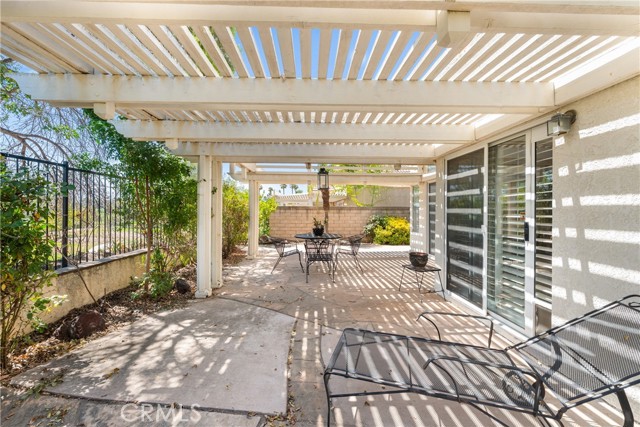 40376 Via Estrada, Murrieta CA: https://media.crmls.org/medias/1986829b-d099-4b84-97ca-5694b9b1048f.jpg