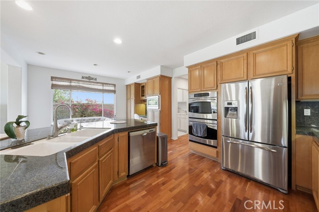 Detail Gallery Image 8 of 50 For 8251 E Marblehead Way, Anaheim Hills,  CA 92808 - 5 Beds | 3 Baths