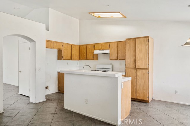 Detail Gallery Image 6 of 33 For 16205 Seville Ave, Fontana,  CA 92335 - 4 Beds | 2 Baths