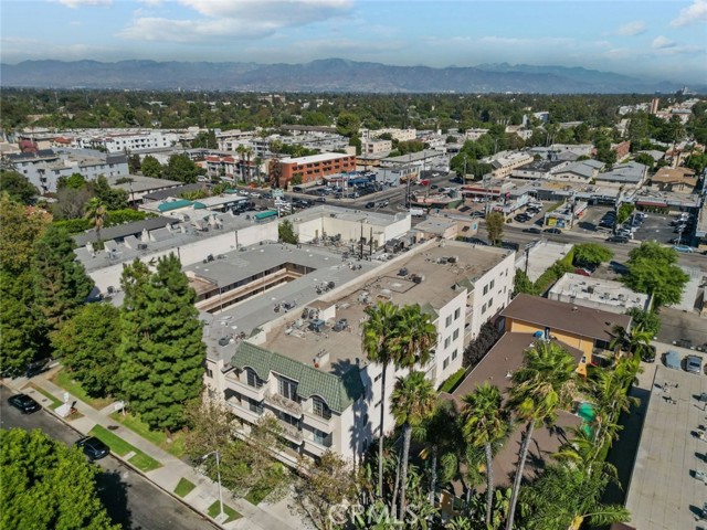 Detail Gallery Image 32 of 32 For 4348 Mammoth Ave #102,  Sherman Oaks,  CA 91423 - 2 Beds | 2/1 Baths