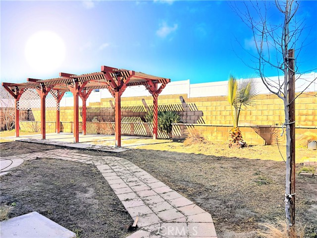 Detail Gallery Image 50 of 51 For 2745 Garnet Ln, Lancaster,  CA 93535 - 5 Beds | 3 Baths