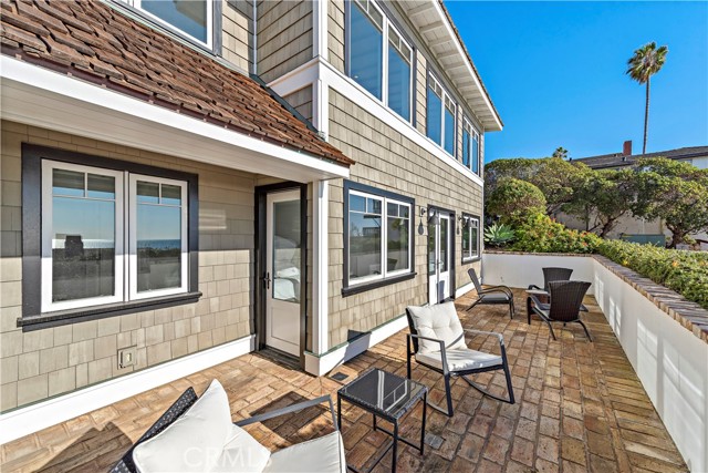 Detail Gallery Image 31 of 61 For 154 Pearl St, Laguna Beach,  CA 92651 - 3 Beds | 3 Baths