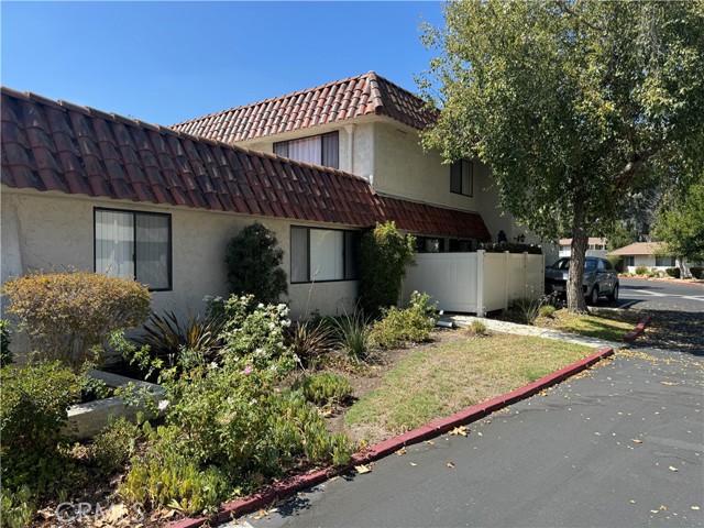 Detail Gallery Image 1 of 8 For 2882 Instone Ct, Westlake Village,  CA 91361 - 2 Beds | 1 Baths