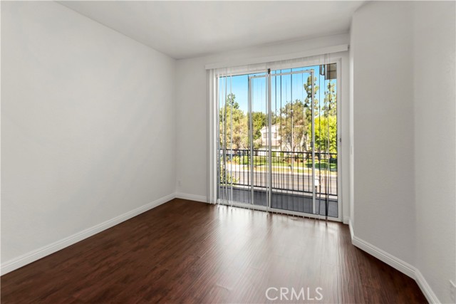 Detail Gallery Image 11 of 21 For 810 Larkridge, Irvine,  CA 92618 - 2 Beds | 2/1 Baths