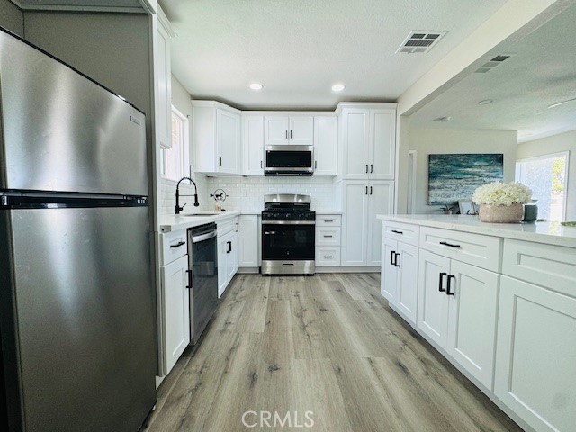 Detail Gallery Image 4 of 61 For 623 E Elm St, Ontario,  CA 91761 - – Beds | – Baths