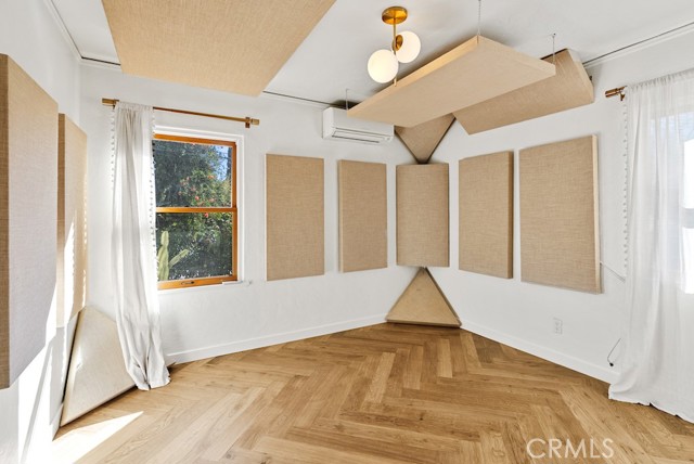 Detail Gallery Image 26 of 37 For 2130 Apex, Los Angeles,  CA 90039 - 3 Beds | 1 Baths