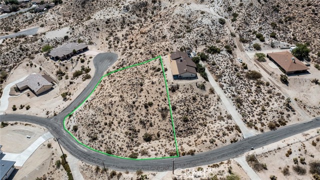 Detail Gallery Image 7 of 13 For 999 Mandarin Rd, Yucca Valley,  CA 92284 - – Beds | – Baths