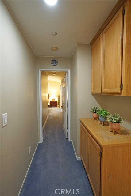 328 Manzanita Court, Ontario CA: https://media.crmls.org/medias/198ac9f4-2235-4090-8ec8-8e8ce6ba0721.jpg