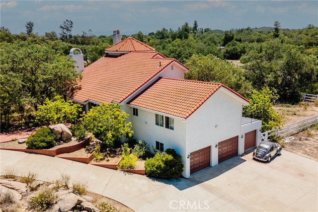 Detail Gallery Image 3 of 45 For 19605 Carancho Road, Temecula,  CA 92590 - 4 Beds | 2/2 Baths