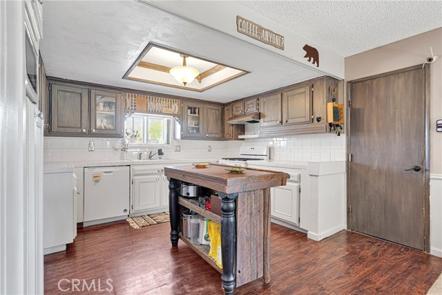 Detail Gallery Image 13 of 40 For 28037 Hummingbird Ln, Helendale,  CA 92342 - 3 Beds | 2 Baths