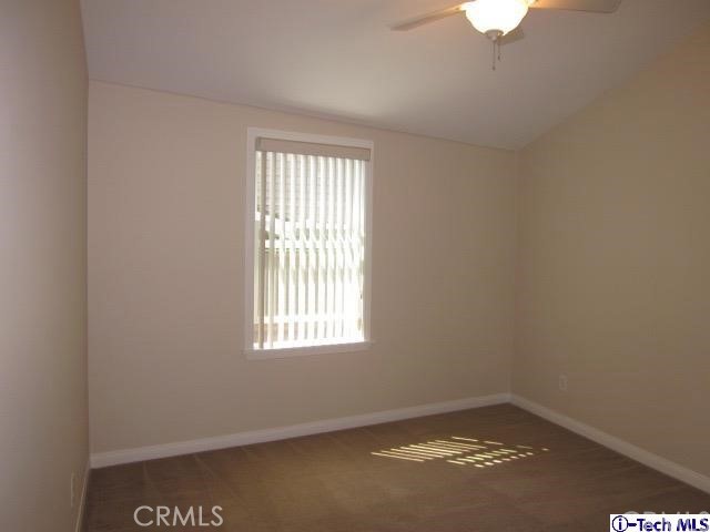 Detail Gallery Image 13 of 31 For 2283 Waltonia Dr #105,  Montrose,  CA 91020 - 3 Beds | 2/1 Baths