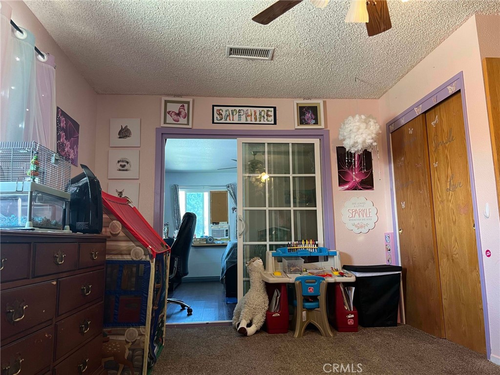 https://media.crmls.org/medias/198c6b22-348b-49f0-b23c-94db227afdaa.jpg?preset=X-Large