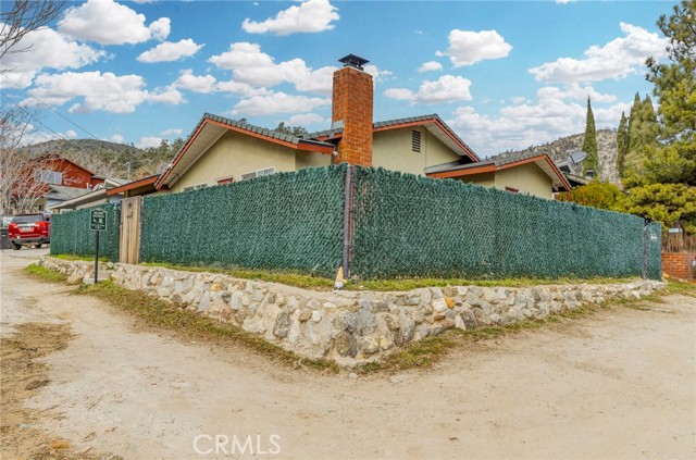 Detail Gallery Image 34 of 43 For 721 Clay Trl, Frazier Park,  CA 93225 - 2 Beds | 1 Baths