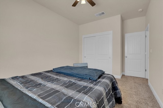 2454 W Mallard Lane, Hanford CA: https://media.crmls.org/medias/198da8df-b497-4d7b-a6e0-386c5dea1cbf.jpg