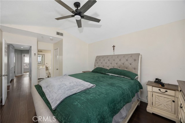 Detail Gallery Image 15 of 31 For 11798 Rustic, Fontana,  CA 92337 - 3 Beds | 2/1 Baths