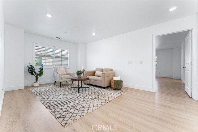 Detail Gallery Image 23 of 42 For 5305 Fulmer Ct, Jurupa Valley,  CA 91752 - 5 Beds | 4/1 Baths