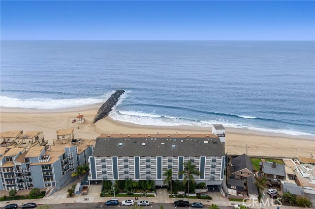 615 Esplanade, Redondo Beach, California 90277, 1 Bedroom Bedrooms, ,1 BathroomBathrooms,Residential,Sold,Esplanade,SB22067098