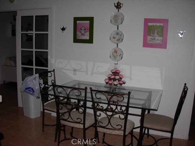 Detail Gallery Image 12 of 13 For 6355 Alton, Jurupa Valley,  CA 92509 - 3 Beds | 2 Baths